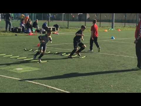 7 Jährige Fußball Talent Antonio Garic bei Ante Gale Soccerschool Wien