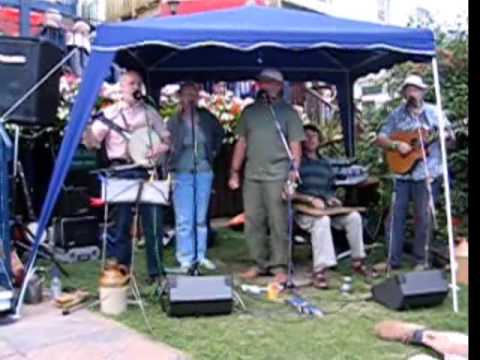 The GINGER JUG BAND - Make it to the Woods