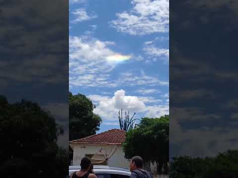 Nuvem iridescente em Santa Cruz de Monte Castelo, no Paraná
