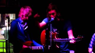 These United States-When You&#39;re Traveling At The Speed Of Light 2012-04-25 Woodlands