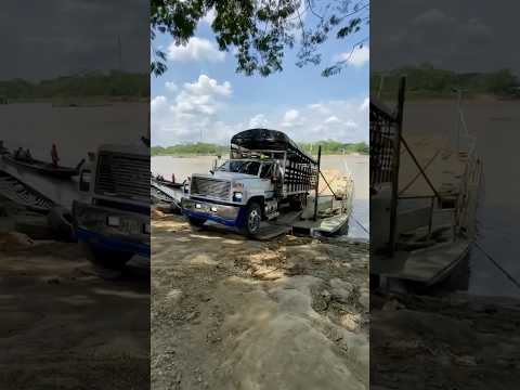 Kodiak desembarcando en Puerto Concordia Meta #trucks #automobile #truckesvlogs #offroad