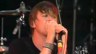 Billy Talent - Standing In The Rain (Live, Muchmusic 06-28-06)