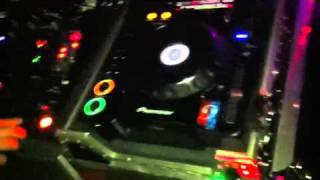 Desman15 peanuts club moombahton edit