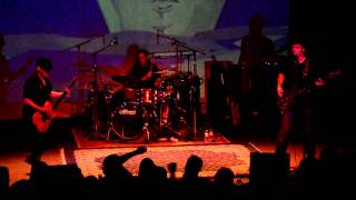 Floater covers Rush&#39;s &quot;Working Man&quot; followed by Floater&#39;s own &quot;Seventeen&quot; from &quot;Sink&quot;