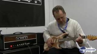 Video thumbnail for [NAMM 2010]VHT standard 36 Head - Cabinet 2x12 by Audiofanzine in English