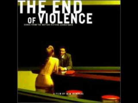 The End of violence - Tom Waits - A little drop of poison.avi