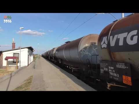 ČD Cargo 123.011 na nákladním vlaku - Lhota pod Libčany - 22.9.2016