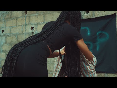 B12 Boss - La Serpentine (Official Music Video)
