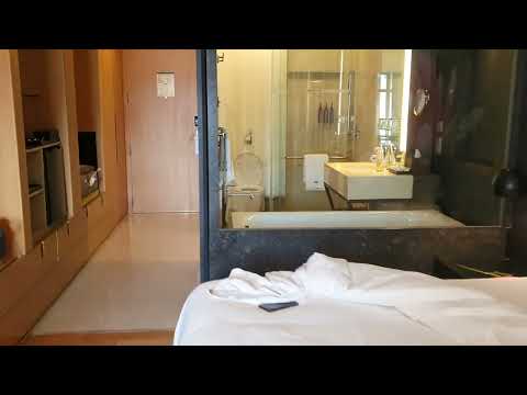 The room tour for DreamHack 2022!