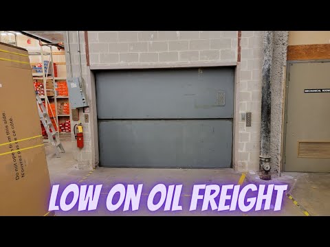 LOW ON OIL!!! Montgomery Hydraulic Freight Elevator | Dicks Sporting Goods | Schaumburg, IL