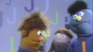 Sesame Street: J Friends