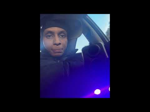 Icey Vzz - Vivienne Westwood (ft. Ybandz Vzz) 