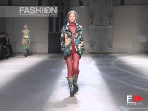 Fashion Show "Issey Miyake" Autumn Winter 2007 2008 Pret a Porter Paris 3 of 3 by Fashion Channel