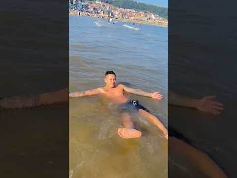 Scarborough beach uk 🇬🇧