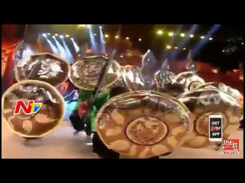prabhas Entry in tamil Bahubali 2 audio launch ll rajamouli on full laughing