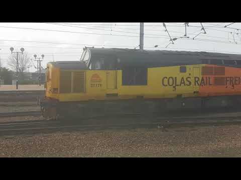 Colas Rail class 37175 and 37099 thrash in and out of york