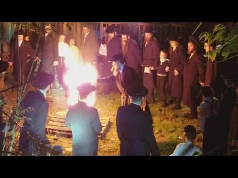 Anti-Zionist Jews celebrating Lag Bo'omer in Monsey NY