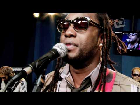 Walmir Borges em "Totalmente diferente" no Estúdio Showlivre 2012