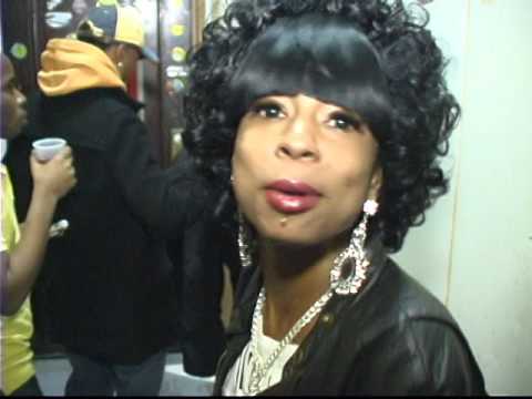 LISA HYPE BEENIE MAN