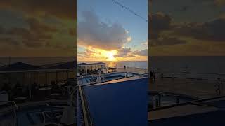 When people ask, why do you like cruising