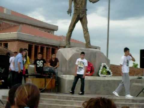 F-ToSsi & G-TiGeR.... maturant....