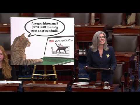 Senate Unanimously Passes Ernst’s Bipartisan Stop Secret Spending Act