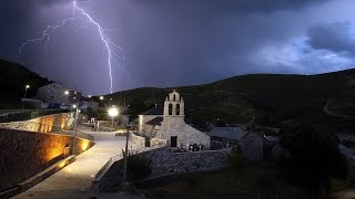 preview picture of video 'El Tiempo - Tormenta eléctrica en O Padornelo'