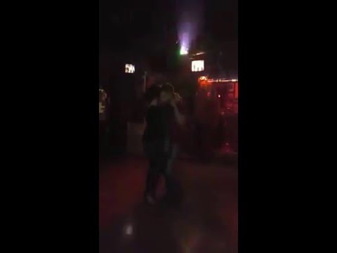 Saleh & Maribel -Lesson Kizomba at Cuba Cafe- Demo