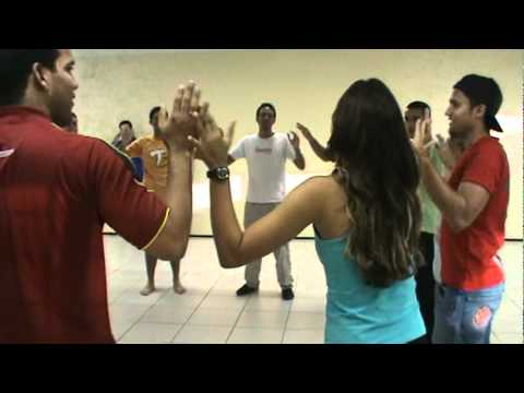 Atividades de expressão corporal e atividades rítmicas