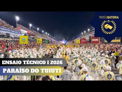 Bateria da Tuiuti no ensaio técnico para o carnaval 2026