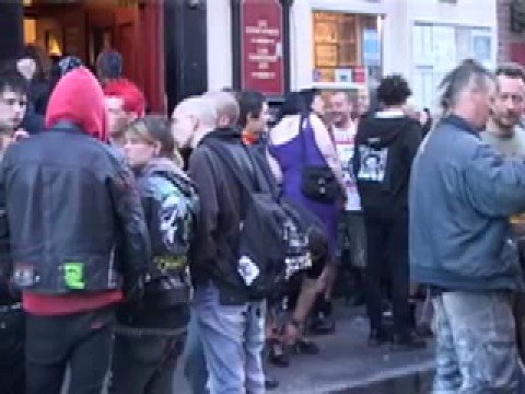 English Dogs - Fall of Max - Street Punks