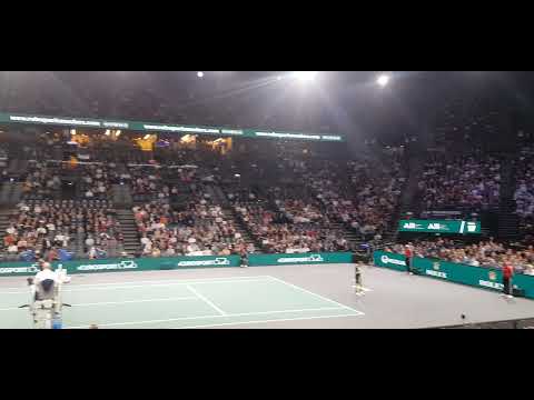Medvedev vs Gaston - Second set - Game Hugo - Crowd on fire - 4-3