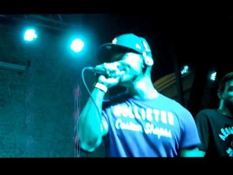 Felype Frazão - Meiga e Abusada (resposta) - Parada da Lapa - Algo Diferente