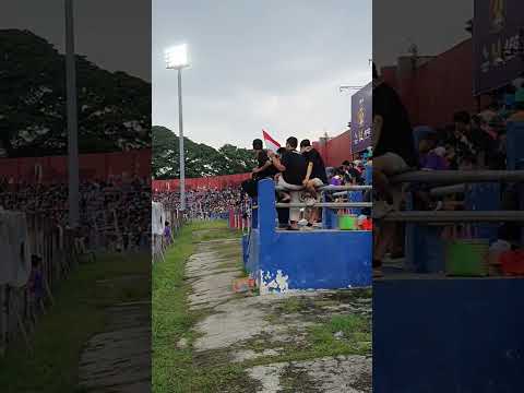 KEHEBOHAN PERSIK MANIA - PERSIK KEDIRI VS PSS SLEMAN
