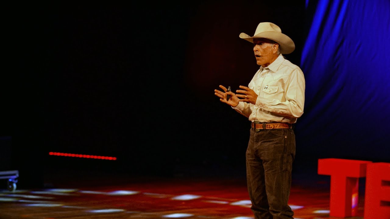 Como conciliar a pecuária e a preservação da floresta? | Mauro Lúcio | TEDxAmazônia