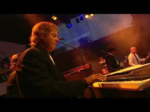 BLUEBEAT: "Bring It On Home To Me " Live at Kongsfestivalen 2010