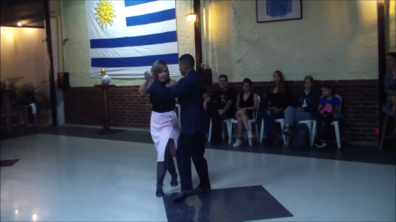 María Luisa y Juan Carlos (2), Práctica La Mariposa en el Uru, 14 - 12 - 2022