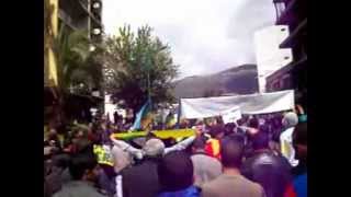 preview picture of video 'Kabylie: marche du 20 avril 2012 à Tizi Ouzou.mpg'