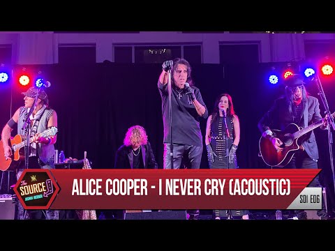Alice Cooper Performs a Special Acoustic Performance of I Never Cry