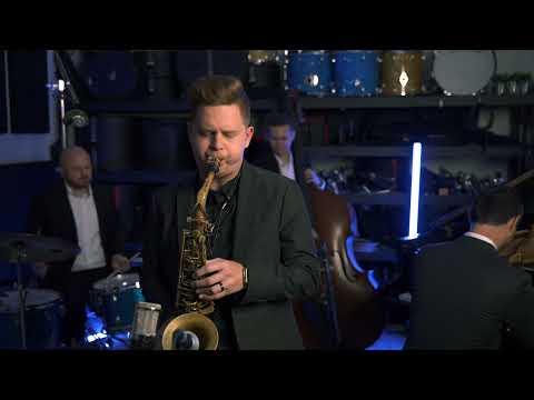 Alex Hahn - Phantom of the Opera (Jazz Cover) feat. Jazz Exhibition