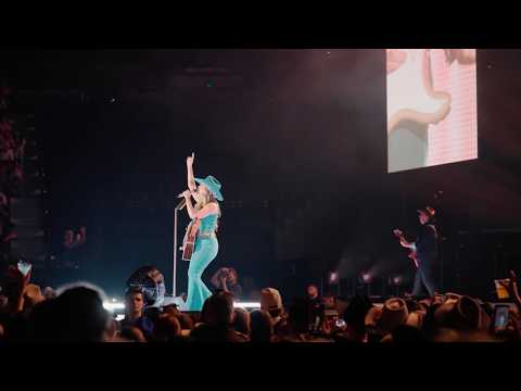 Lainey Wilson - Whirlwind World Tour (Australia & New Zealand Vlog 2)