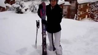 preview picture of video 'K2 Superfree Women's 2011/2012 Ski Review'