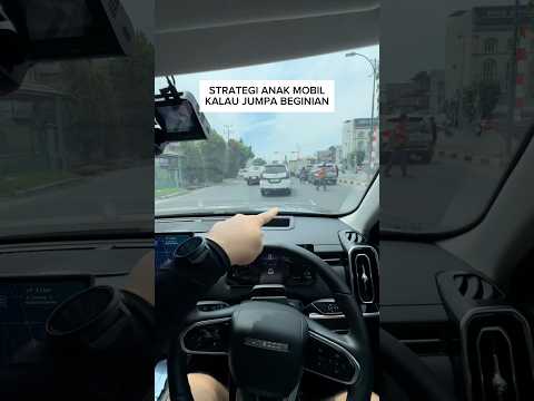 Anak mobil pasti paham ini strategi apa ketika di lampu merah… #kemoceng