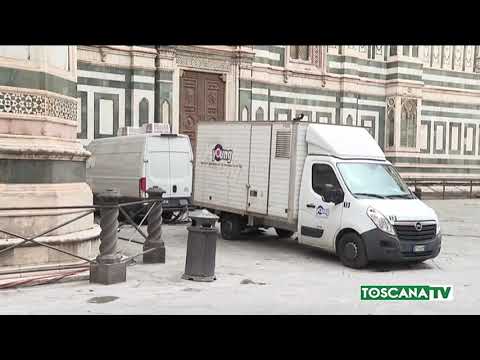 2021-04-03 FIRENZE - FERVONO I PREPARATIVI PER LO SCOPPIO DEL CARRO