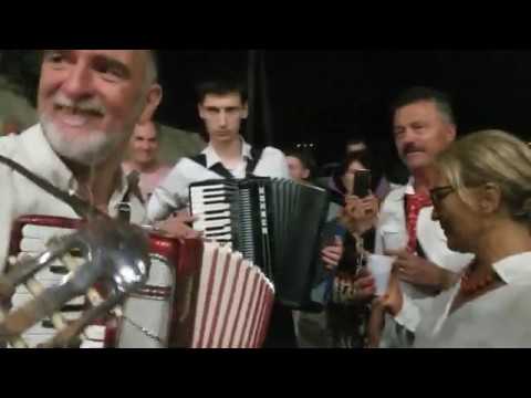 Lipo ti je živit u Morkanu