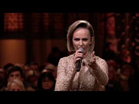 Kasia Stankiewicz - Najświętsza Panienka Po Świecie Chodziła (Wielkie Kolędowanie z Polsatem 2016)