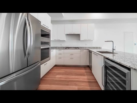 A split-layout Optima Lakeview 2-bedroom, 2-bath, Plan 2B08 A split-layout Optima Lakeview 2-bedroom, 2-bath, Plan 2B08