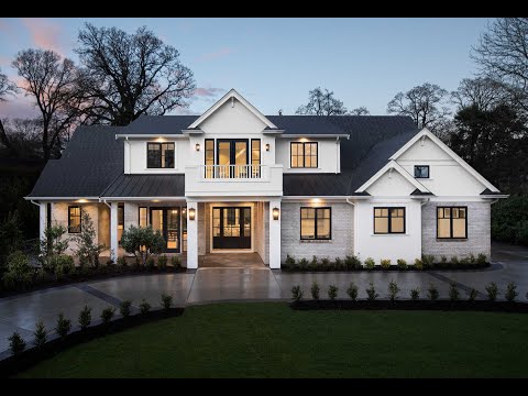 2450 Lansdowne Road | Victoria - The Agency