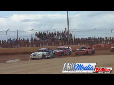 Modified Sedans: Stein and Baxter Crash