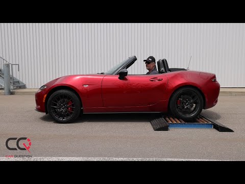 Mazda Mx-5 Slip and Roller test: easy with the Limited Slip Differential!